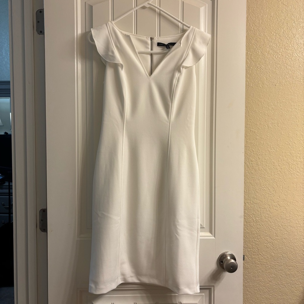 White House Black Market White Sheath Dress Sweetheart Neckline